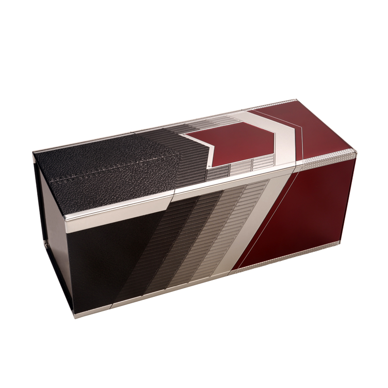 Cuboid tin box ER2032A-01 with embossing for whisky -side view